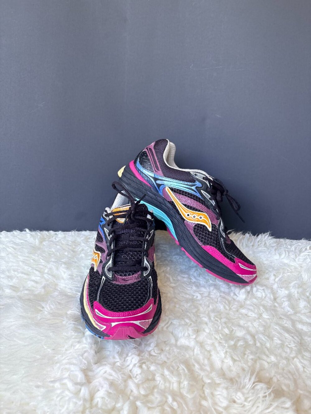 Saucony ProGrid Omni 9 Multi-Color Black